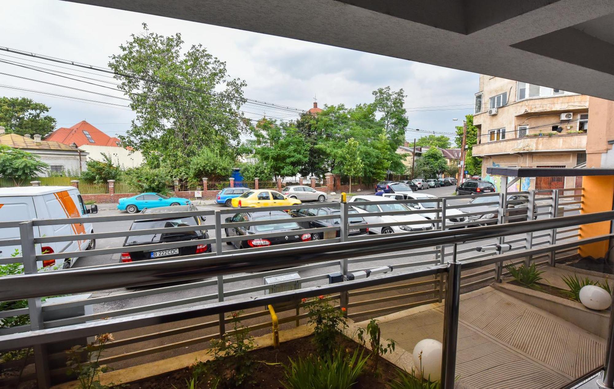 Bucharest Central Apartments - Shabbat Friendly Bagian luar foto