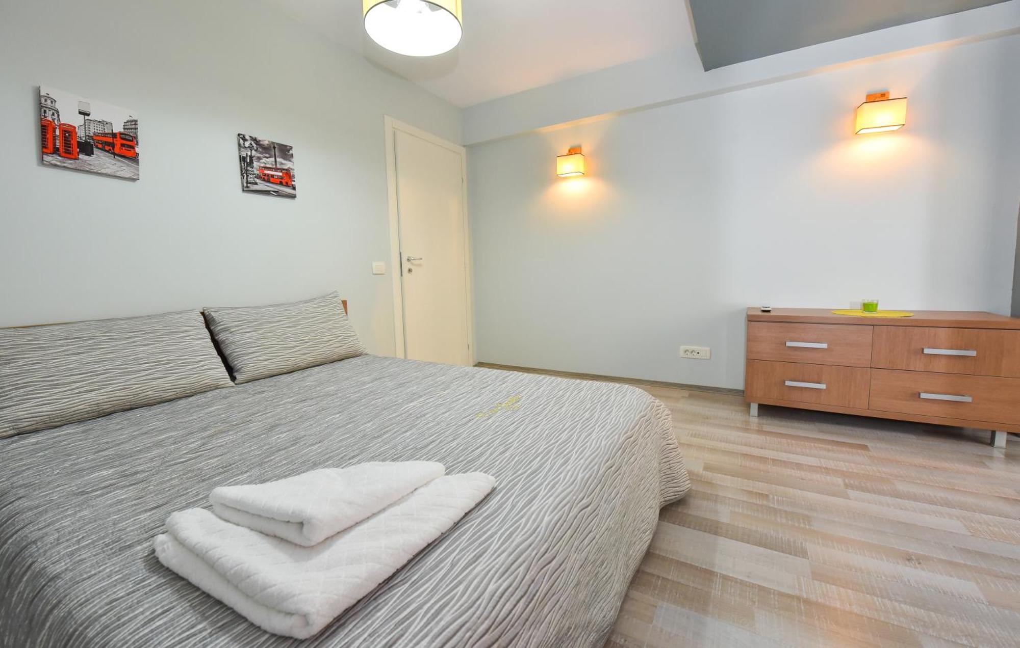 Bucharest Central Apartments - Shabbat Friendly Bagian luar foto